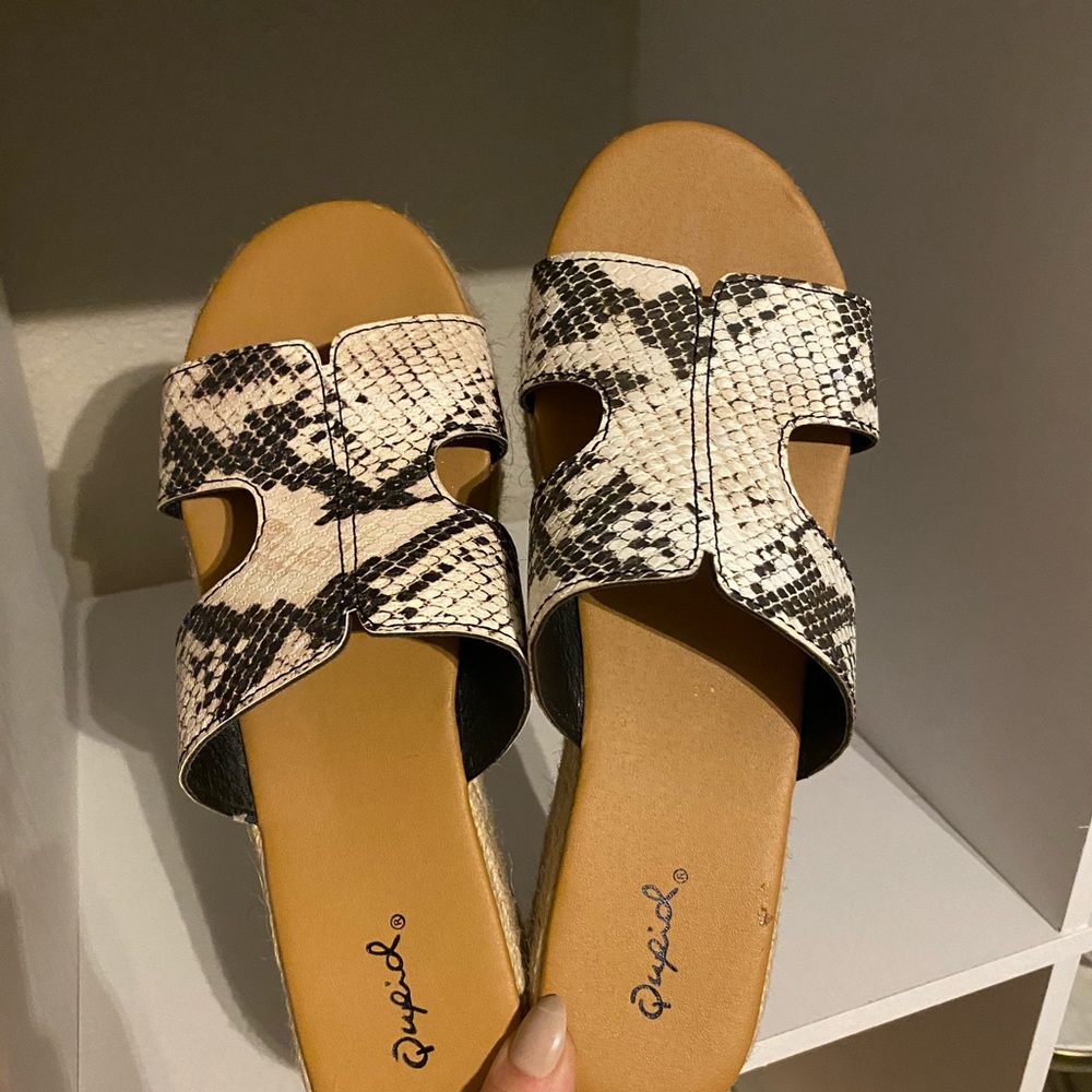 Worn once! Snake print wedges - Picture 2 of 5
